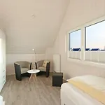 Nice Home In Ostseeresort Olpenitz With Sauna Semesterbostad Olpenitz